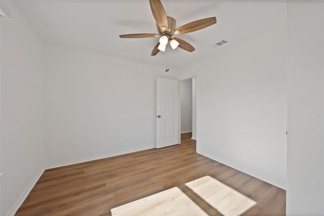 715 E Avenue F, Midlothian, TX 76065