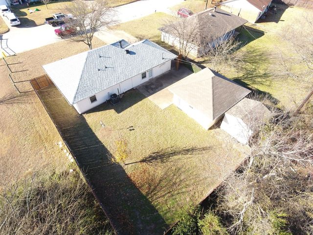 715 E Avenue F, Midlothian, TX 76065