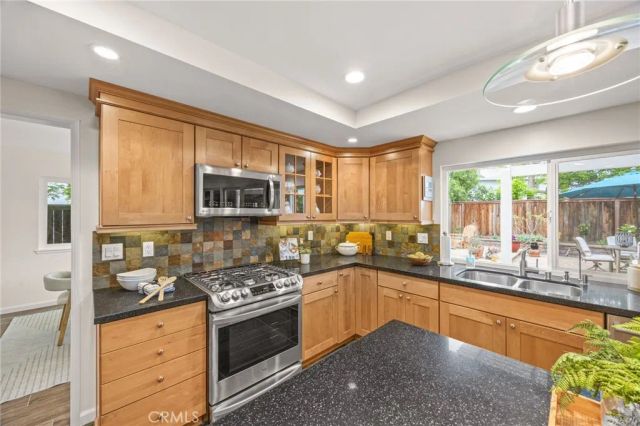 12 Mayflower, Irvine, CA 92620