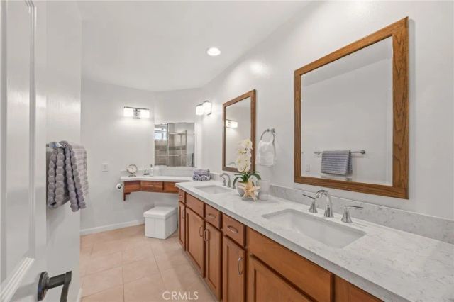 12 Mayflower, Irvine, CA 92620