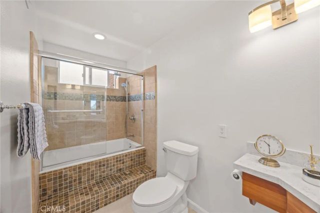 12 Mayflower, Irvine, CA 92620