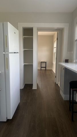 5 Blaine Ave 2, Beverly, MA 01914