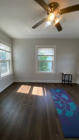 5 Blaine Ave 2, Beverly, MA 01914