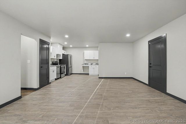 817 Henshaw Avenue, Sapulpa, OK 74066
