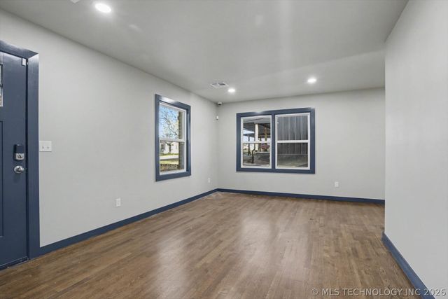 817 Henshaw Avenue, Sapulpa, OK 74066