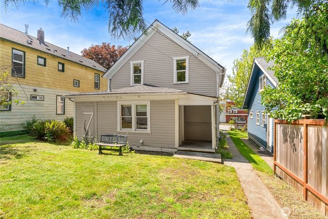 1152 Ellis Street, Bellingham, WA 98225