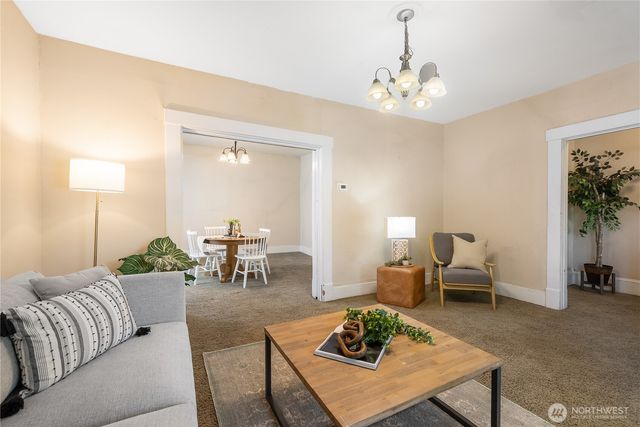 1152 Ellis Street, Bellingham, WA 98225
