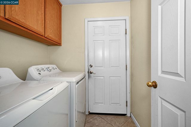 616 Ross Circle, Martinez, CA 94553