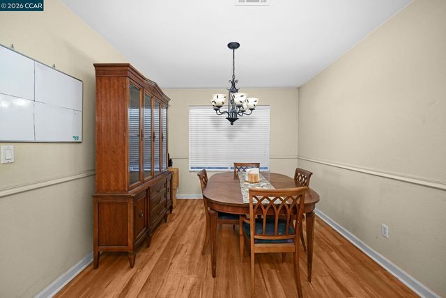 616 Ross Circle, Martinez, CA 94553
