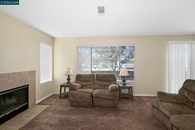 616 Ross Circle, Martinez, CA 94553