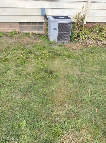 12322 Garland Avenue, Garfield Heights, OH 44125