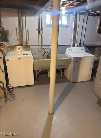 12322 Garland Avenue, Garfield Heights, OH 44125