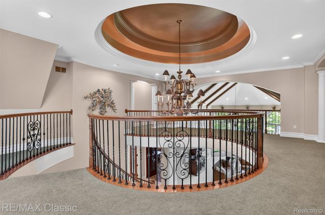 2360 Private Drive, Lake Angelus, MI 48329