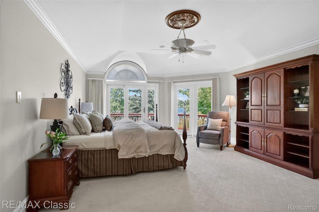 2360 Private Drive, Lake Angelus, MI 48329