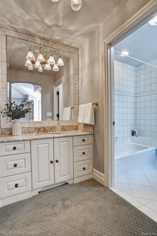 2360 Private Drive, Lake Angelus, MI 48329