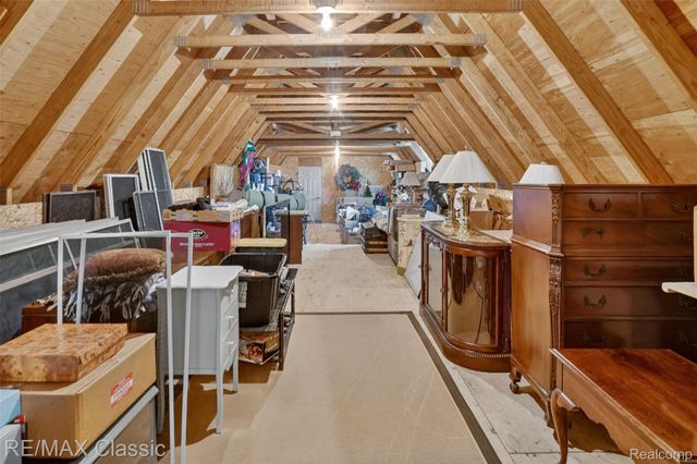 2360 Private Drive, Lake Angelus, MI 48329