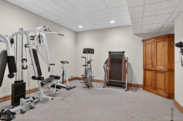 2360 Private Drive, Lake Angelus, MI 48329
