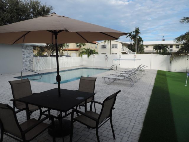 5423 NE 22nd Terrace, Fort Lauderdale, FL 33308