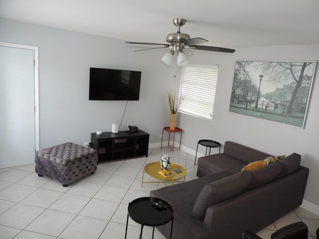 5423 NE 22nd Terrace, Fort Lauderdale, FL 33308