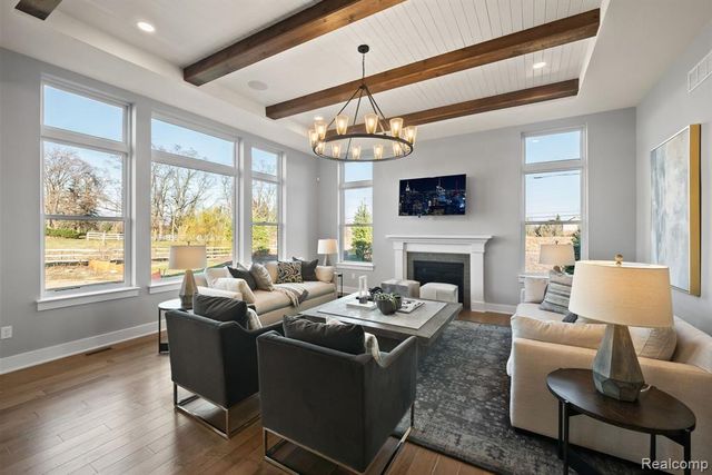 14087 Regatta Bay Drive, Shelby, MI 48315