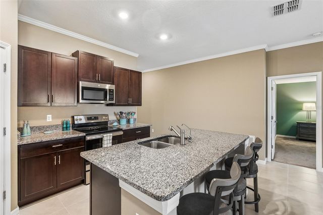 15430 MILLER CREEK DRIVE, Sun City Center, FL 33573