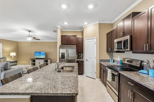 15430 MILLER CREEK DRIVE, Sun City Center, FL 33573