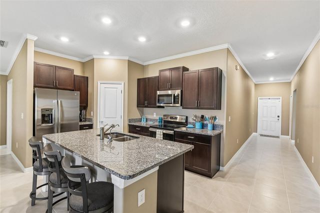15430 MILLER CREEK DRIVE, Sun City Center, FL 33573