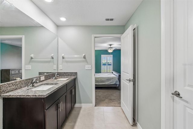 15430 MILLER CREEK DRIVE, Sun City Center, FL 33573