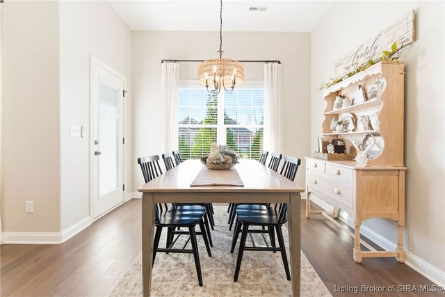 2073 Prestwick Place, Henryville, IN 47126