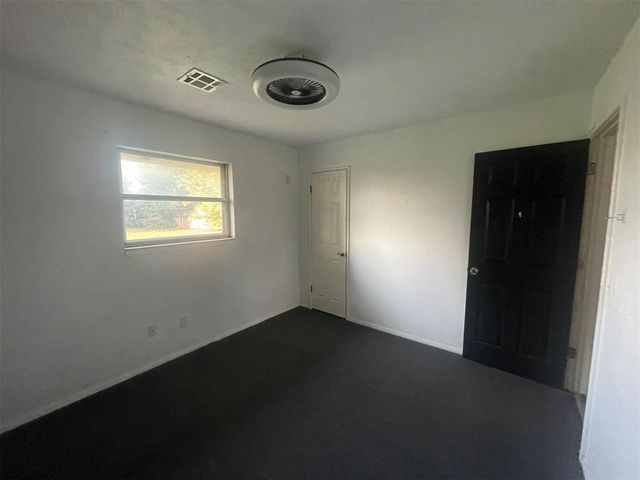 307 S Morgan Road, Mustang, OK 73064