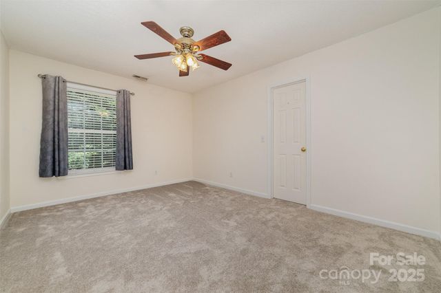 1908 Old Greylyn Court NW, Concord, NC 28027