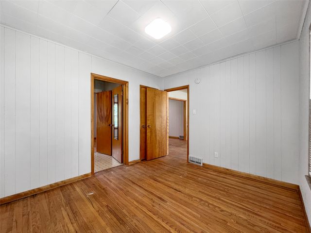1220 Lincoln Way, Ames, IA 50010