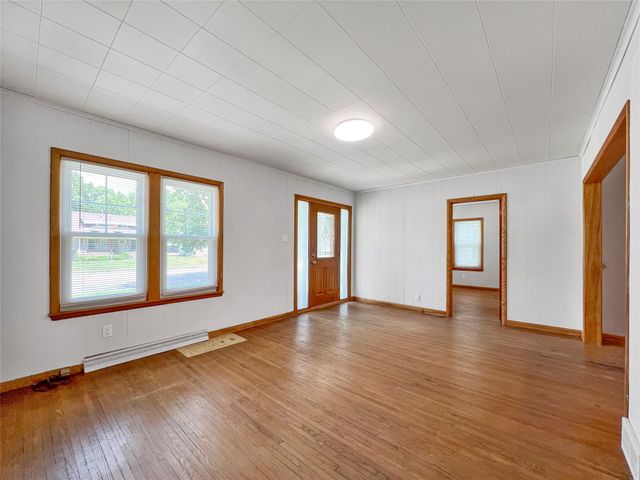 1220 Lincoln Way, Ames, IA 50010
