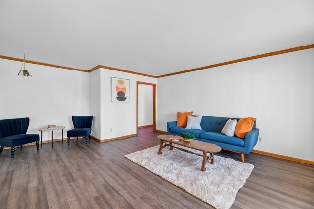 2208 S Topeka, Wichita, KS 67211