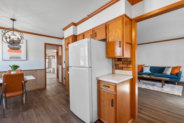 2208 S Topeka, Wichita, KS 67211