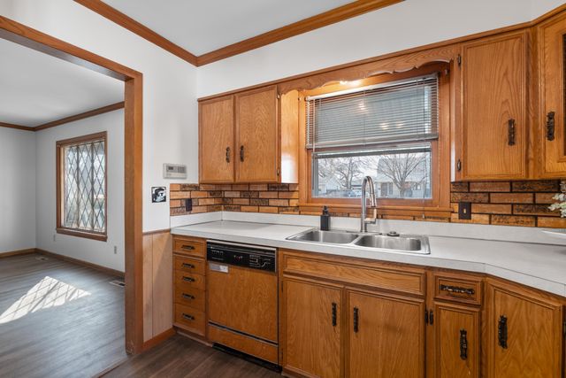 2208 S Topeka, Wichita, KS 67211