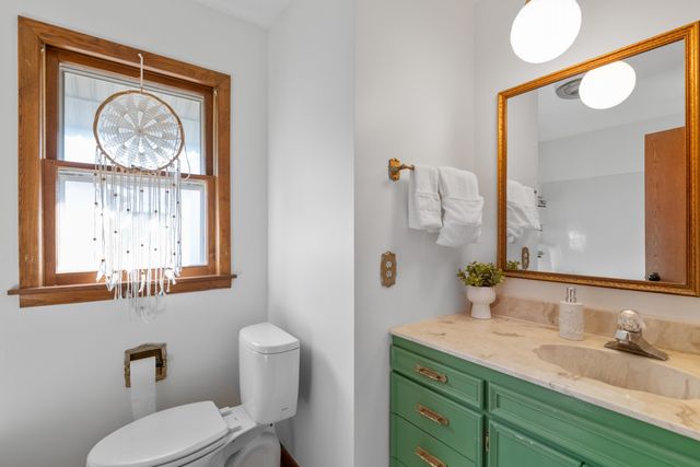 2208 S Topeka, Wichita, KS 67211