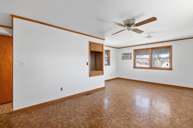 2208 S Topeka, Wichita, KS 67211