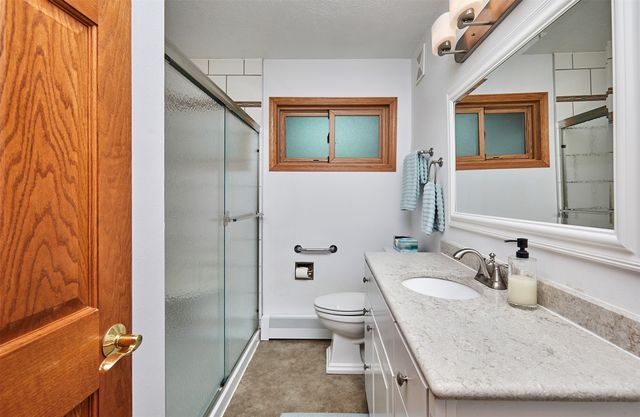 1306 Country Club Road, Indianola, IA 50125