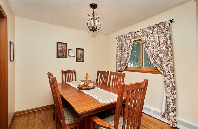 1306 Country Club Road, Indianola, IA 50125