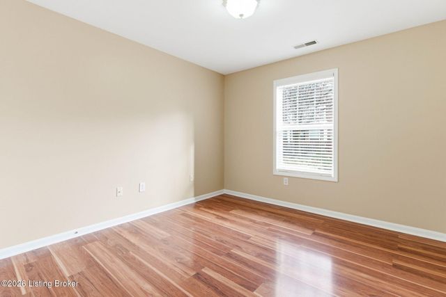 6501 Brook Bend Way 124, Louisville, KY 40229