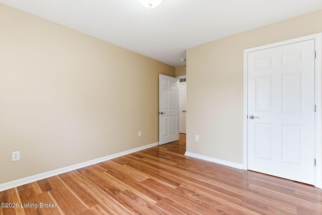 6501 Brook Bend Way 124, Louisville, KY 40229