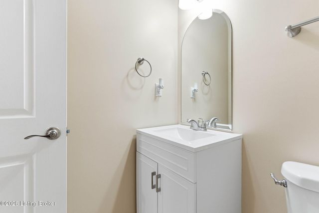 6501 Brook Bend Way 124, Louisville, KY 40229