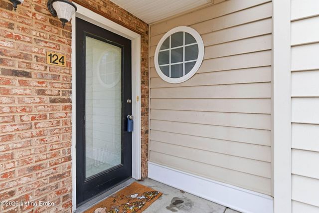 6501 Brook Bend Way 124, Louisville, KY 40229