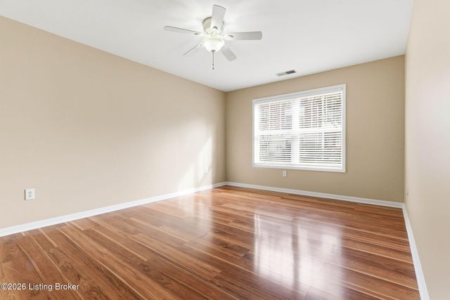 6501 Brook Bend Way 124, Louisville, KY 40229