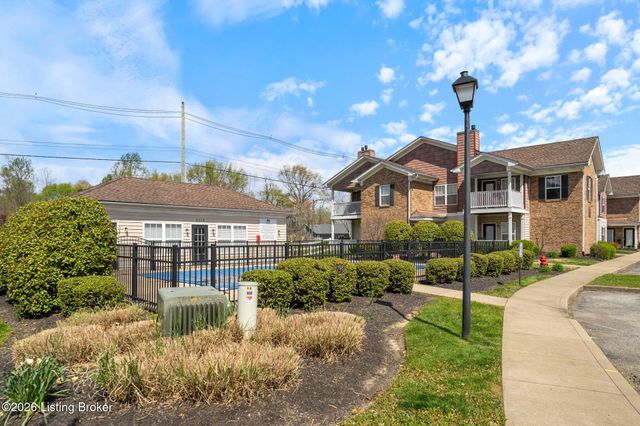 6501 Brook Bend Way 124, Louisville, KY 40229