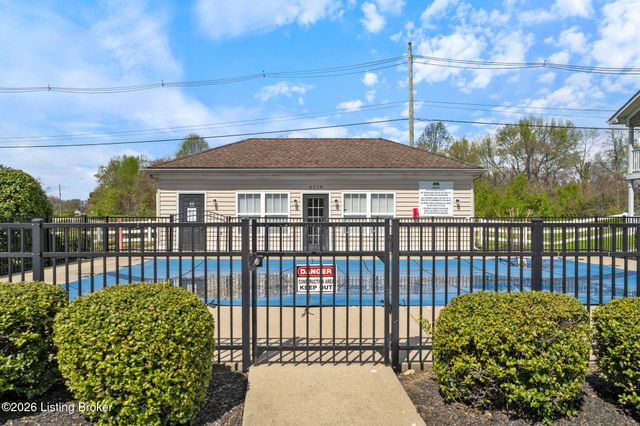 6501 Brook Bend Way 124, Louisville, KY 40229