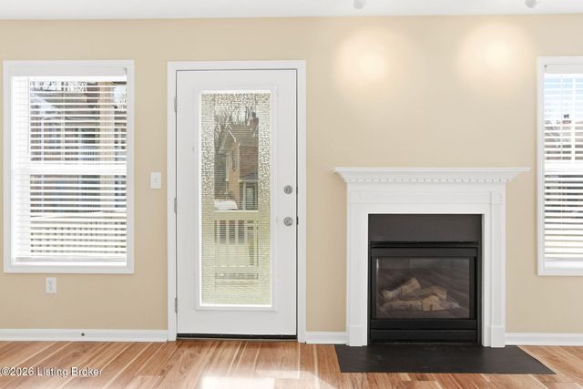 6501 Brook Bend Way 124, Louisville, KY 40229