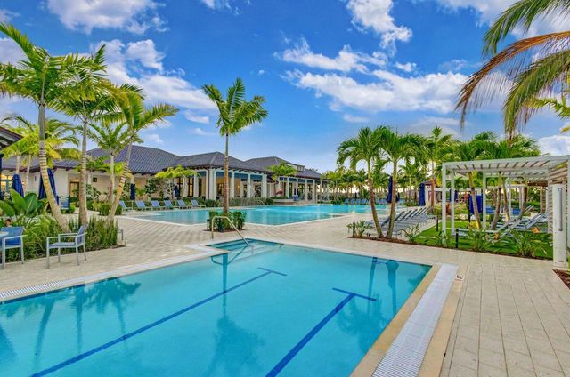 12550 NAUTILUS Circle, Palm Beach Gardens, FL 33412