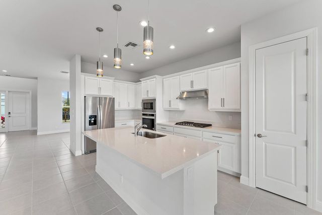12550 NAUTILUS Circle, Palm Beach Gardens, FL 33412